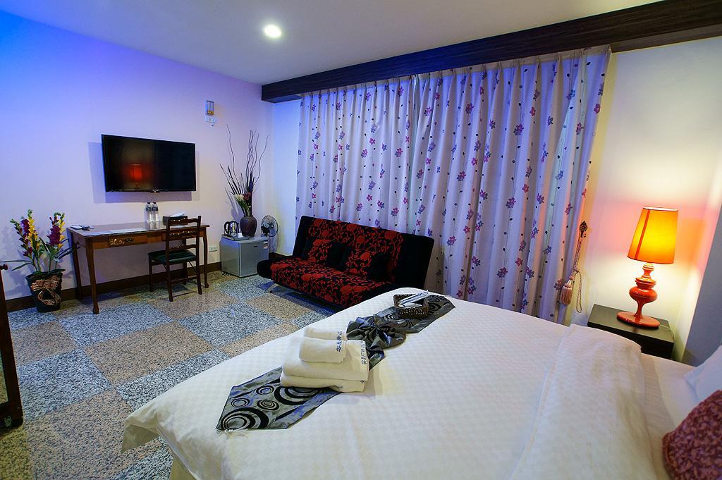 台東市安慶67套房館歡迎短租長租 Taitung Ngoại thất bức ảnh